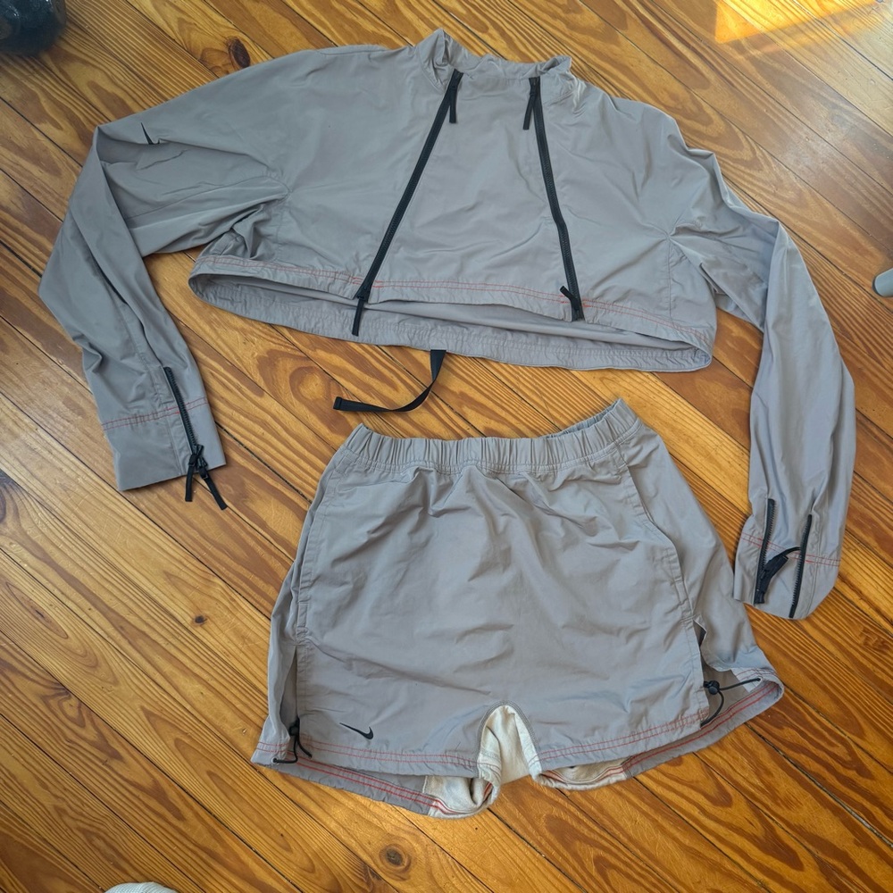 Nike 2 Piece Set